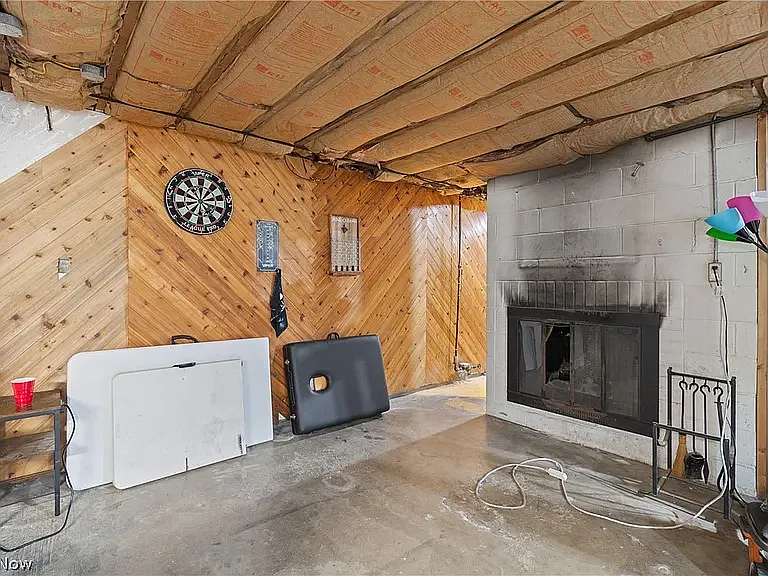 209 Grove Ave — Photo 4