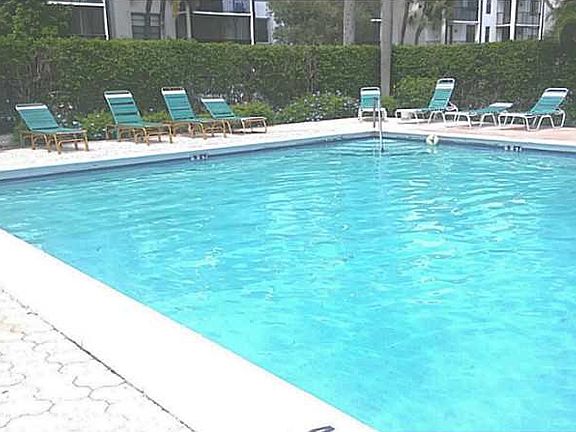 2nd image of 6190 Woodlands Blvd APT 120