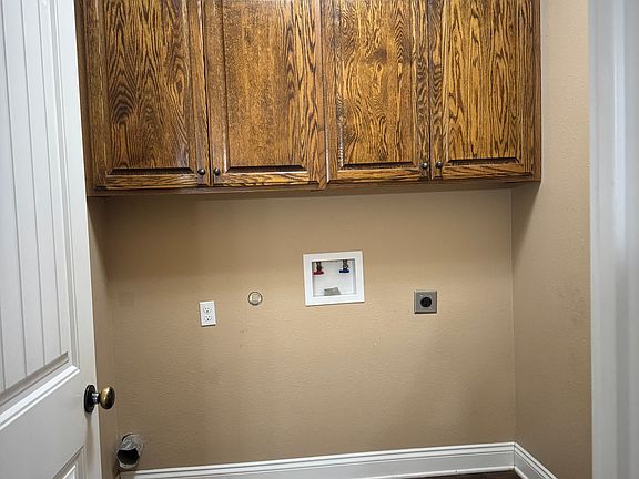 5th image of 5946 Nobie Ln #B