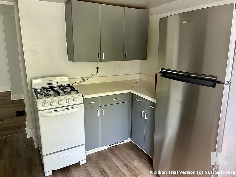 79 Saint Charles St — Photo 2