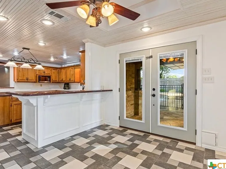 3069 Summit Dr — Photo 15