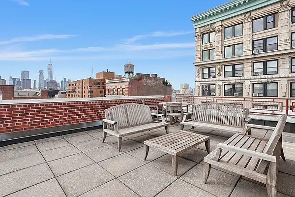 Sold by Compass | media 11