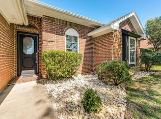 6724 Longleaf Ln, Fort Worth, TX 76137