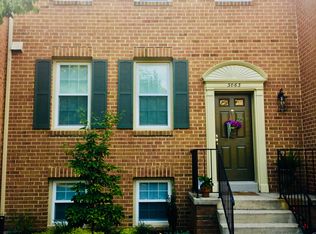 3063 Windwood Farms Dr, Oakton, VA 22124