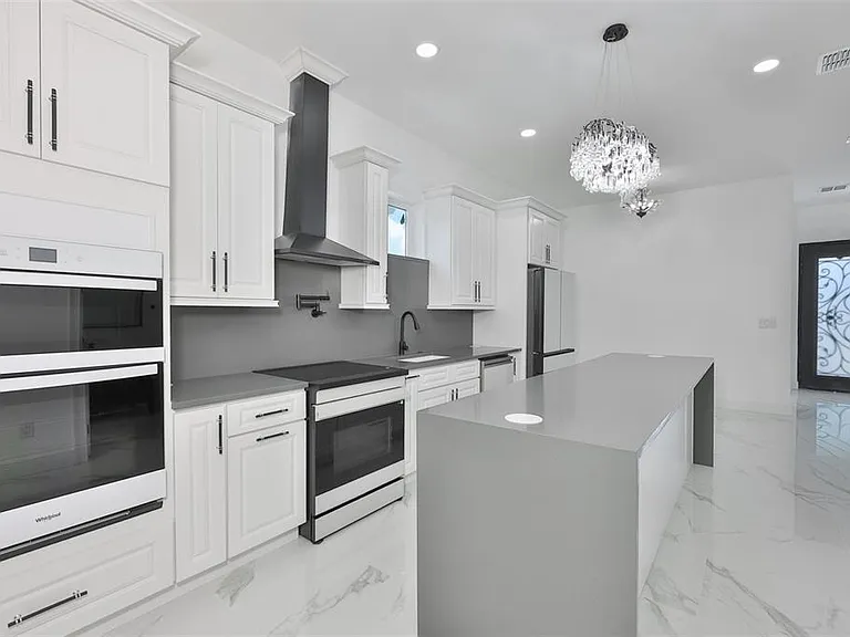 2816 Corrine St #2 — Photo 12