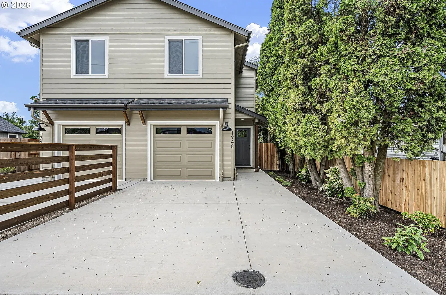3 bed, 2.5 bath, 1470 sqft, $2,595 — Photo 1