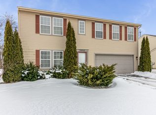 39762 Ackworth Ln, Beach Park, IL 60083