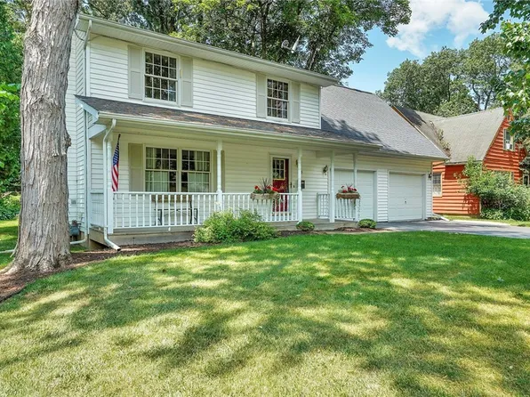 179 Maple Rd, East Aurora, NY 14052