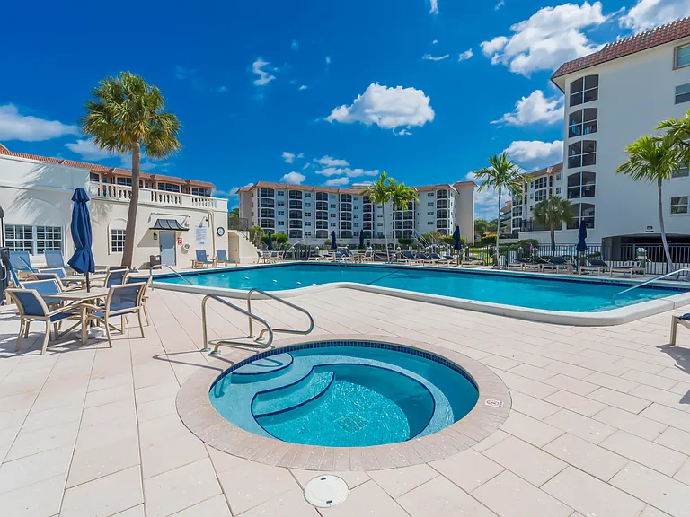 2871 N Ocean Blvd #C307 — Photo 14