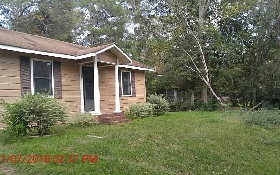 3rd image of 502 Redbud St