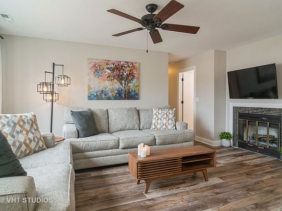 3rd image of 652 N Deer Run Dr #652