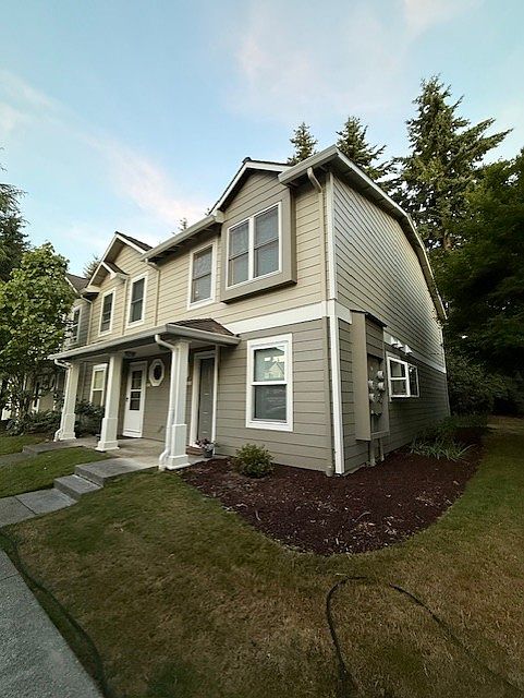 Townhome, corner unit
