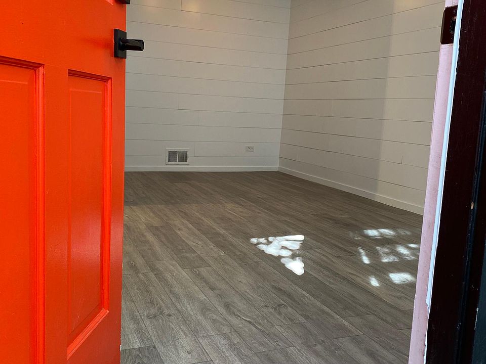 entrance to apartment