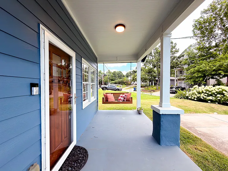 1045 Boulevard Dr SE — Photo 15