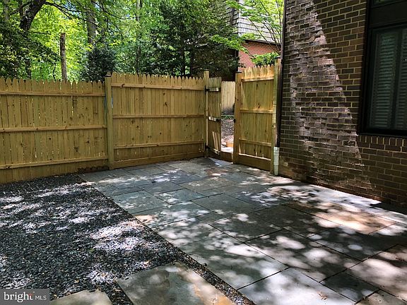 2nd image of 10819 Deborah Dr