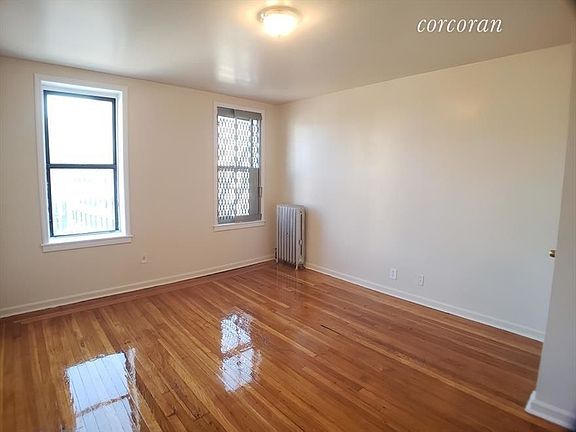 5th image of 2735 Sedgwick Ave APT 4A