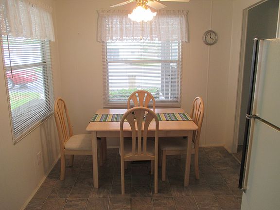 3rd image of 134 Dogwood Trl