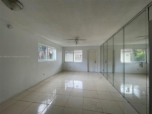 3rd image of 13215 NE 6th Ave APT 110