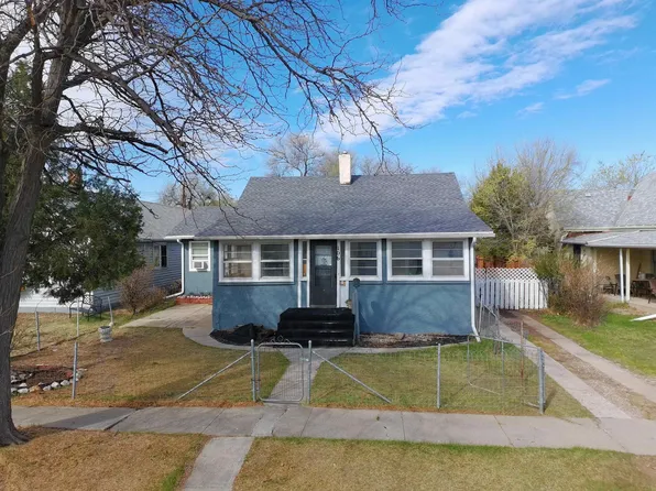 106 S 18th St, Hot Springs, SD 57747