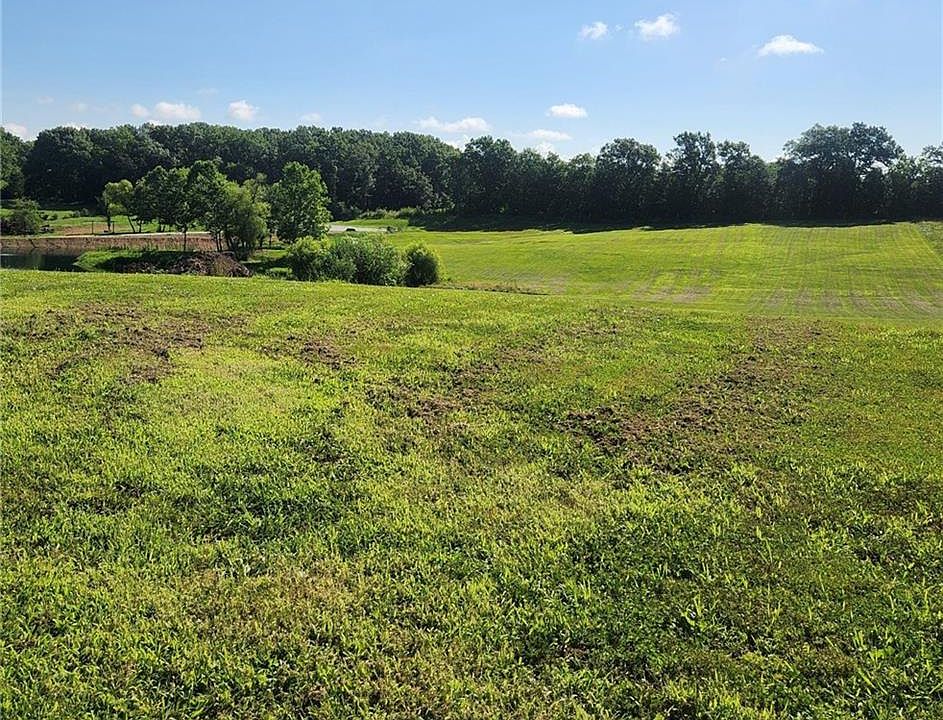 2nd image of 16413 Quinn Rd