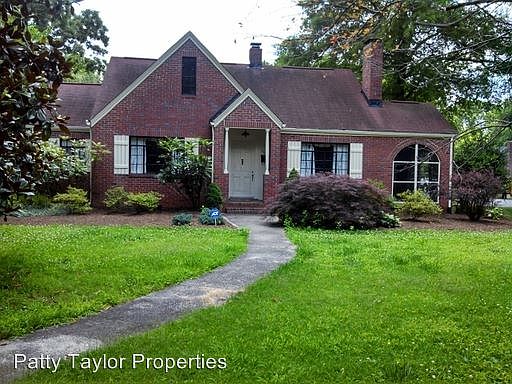 2nd image of 100 E Lavender Ave