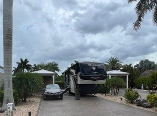 5465 Cypress Trail Resort Cir, Fort Myers, FL 33905