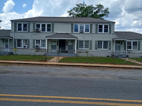 2nd image of 206 4th Ave SE #5