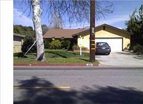 2nd image of 435 E 7th St