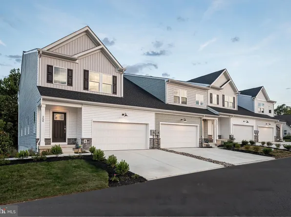 544 Arrowgrass Ln, New Castle, DE 19720