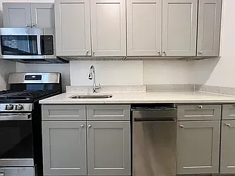 2265 University Avenue, #6G