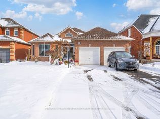 931 Pickering Beach Rd, Ajax, ON L1S 1G3