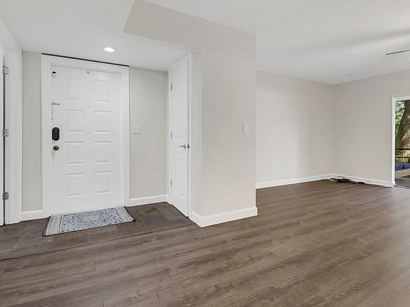 2nd image of 7115 Lakeridge Ct APT 110