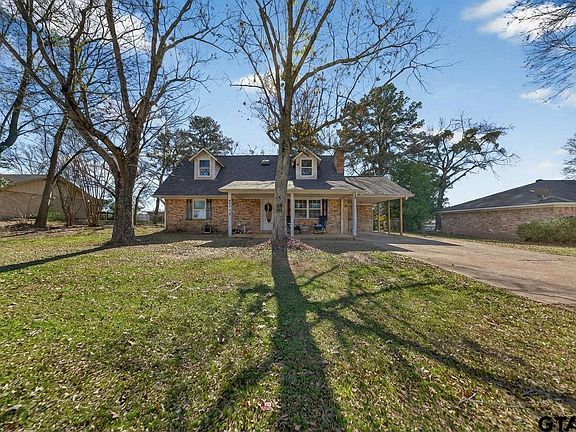 3rd image of 3593 Walnut Hill Dr