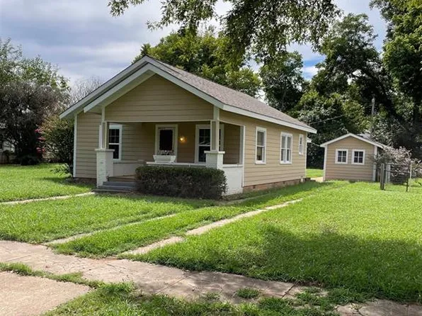 409 N Elm St, Pauls Valley, OK 73075