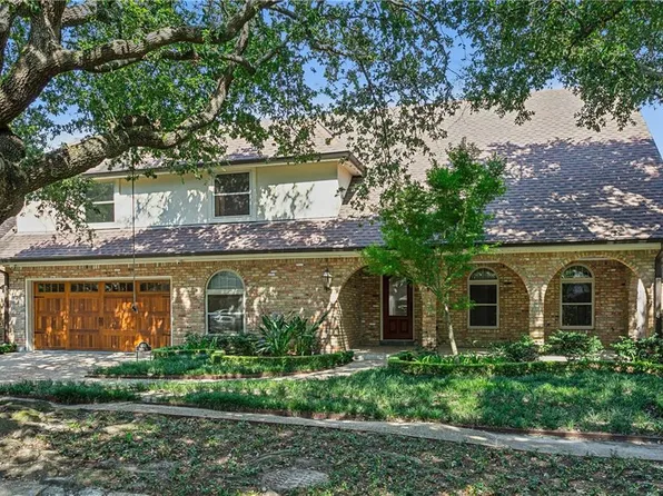 4705 Chateau Dr, Metairie, LA 70002