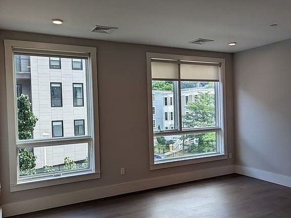 3193 Washington St. #303 Boston (Jamaica Plain) Unit Photo