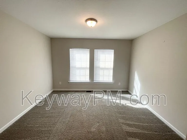 1206 Cobblefield Dr — Photo 12