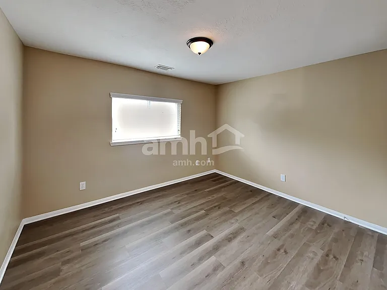5718 Emerald Brook Ln — Photo 22
