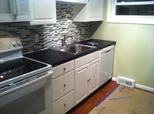 4826 Swallow Rd, Lynnview, KY 40213