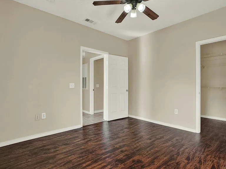 18001 Richmond Place Dr #224 — Photo 14