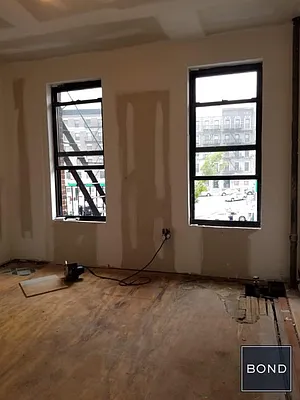 Rented by Bond New York | media 12