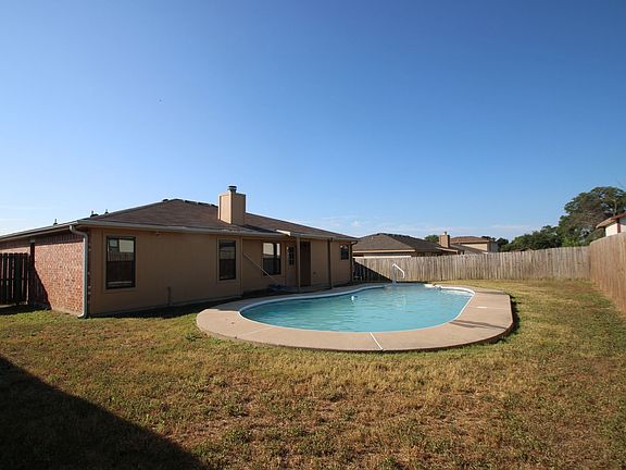 4th image of 1118 Katelyn Cir