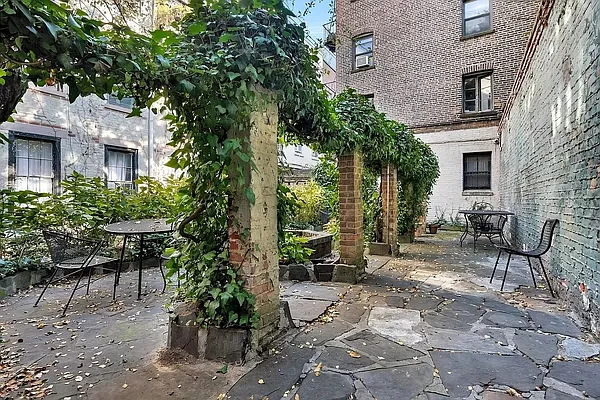 Rented by Corcoran | media 18