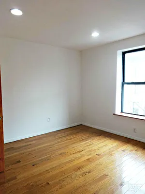 Rented by Hecht Group | media 18