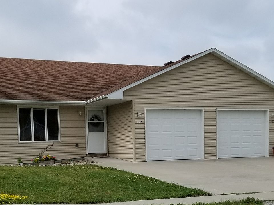 Single Car Garage.
