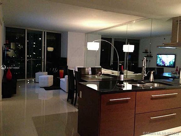 5th image of 495 Brickell Ave APT 3709
