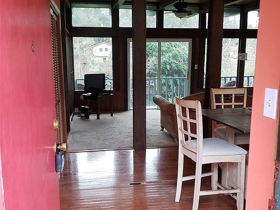 3rd image of 6449 Lakeshore Dr