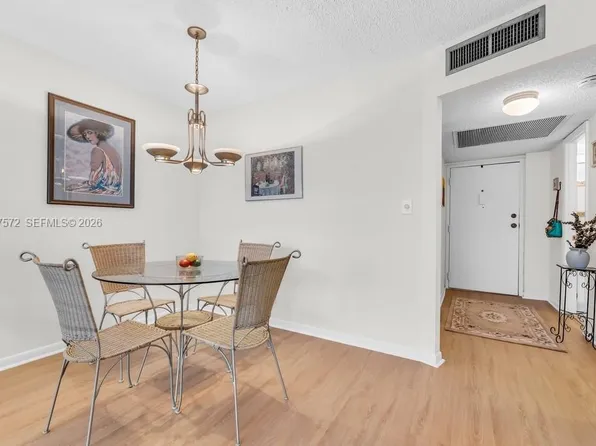 6600 Cypress Rd APT 310, Plantation, FL 33317