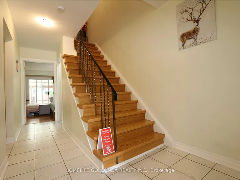 6 La Peer Blvd — Photo 8