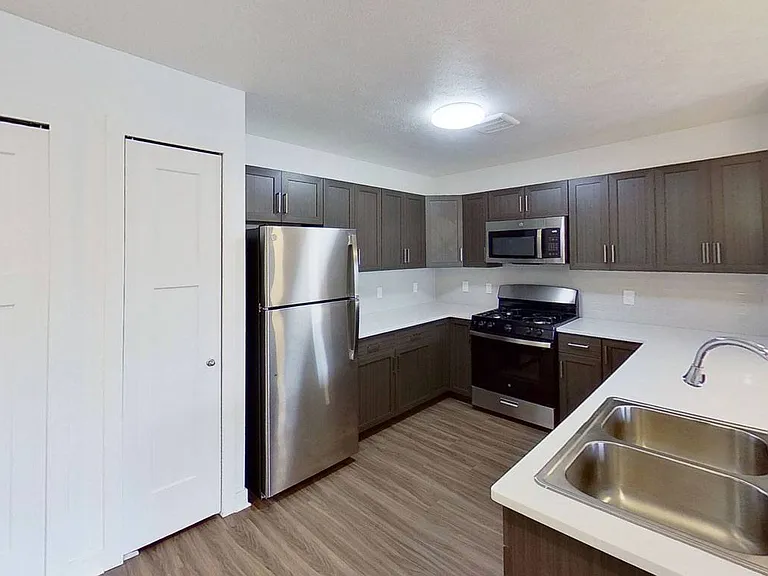 Meadowbrooke Apartment Homes — Photo 71